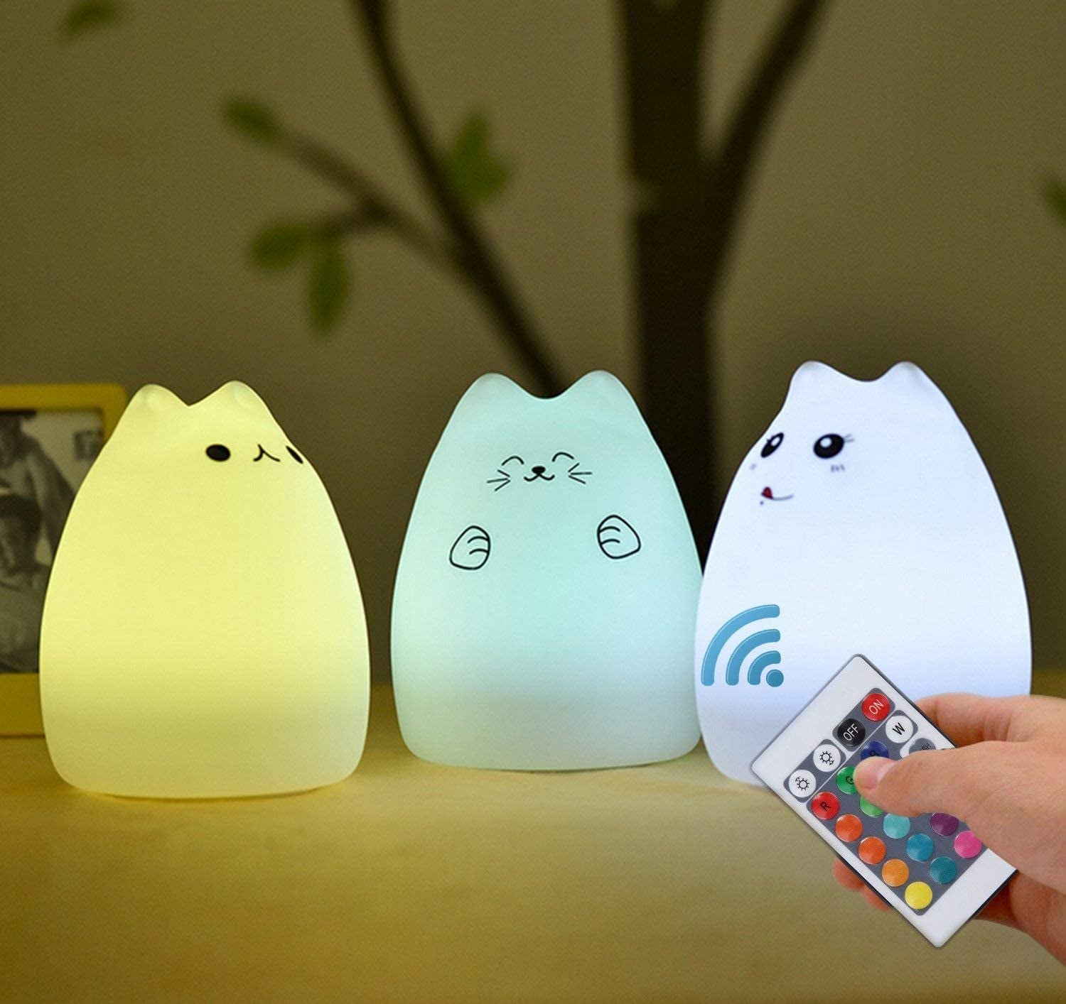 Remote-Controlled Silicone Cat Night Light - Rechargeable Kawaii Design for Kids and Toddlers, White, Set of 4